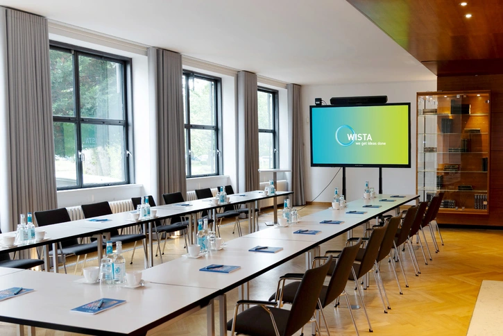 Hertz-Kabinett: Raum mit Konferenztisch